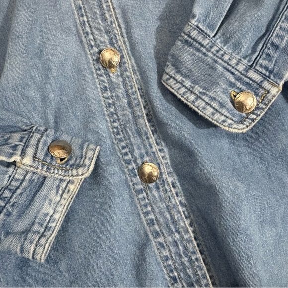 Vintage Chaus Sport Blue Denim Silver Button Down Long Sleeve Women’s M Pockets - Picture 4 of 11